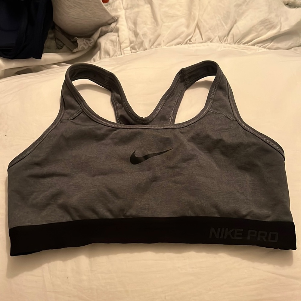 Grey Nike pro sports bra